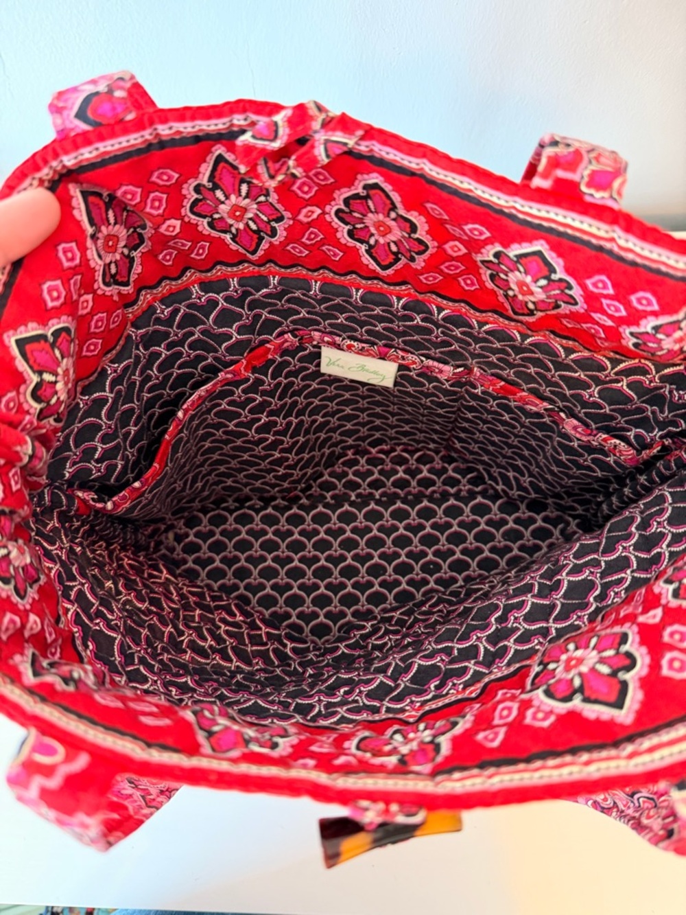 Vera Bradley Frankly Scarlet Tote Bag with Tortoise Shell Toggle - Picture 5 of 8